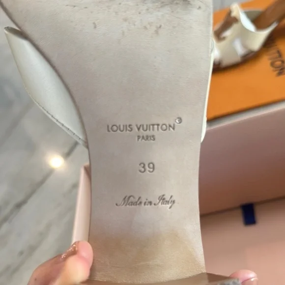 Louis Vuitton Women's White and Brown Sandals - Picture 3 of 3